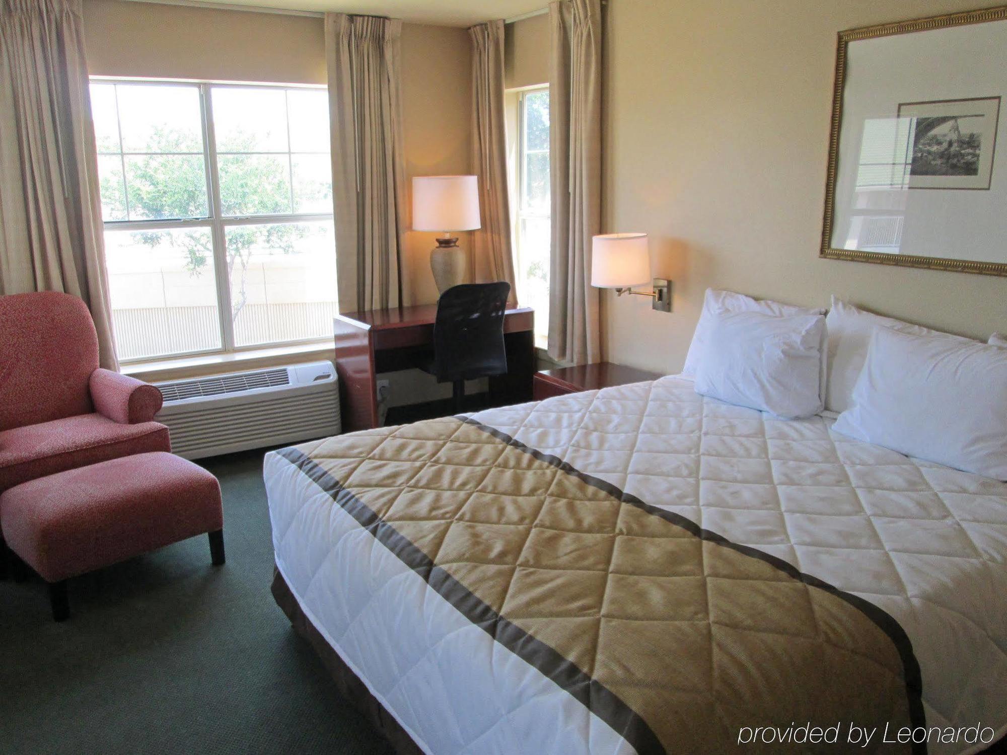 Extended Stay America Suites - Dallas - Vantage Point Dr Bagian luar foto